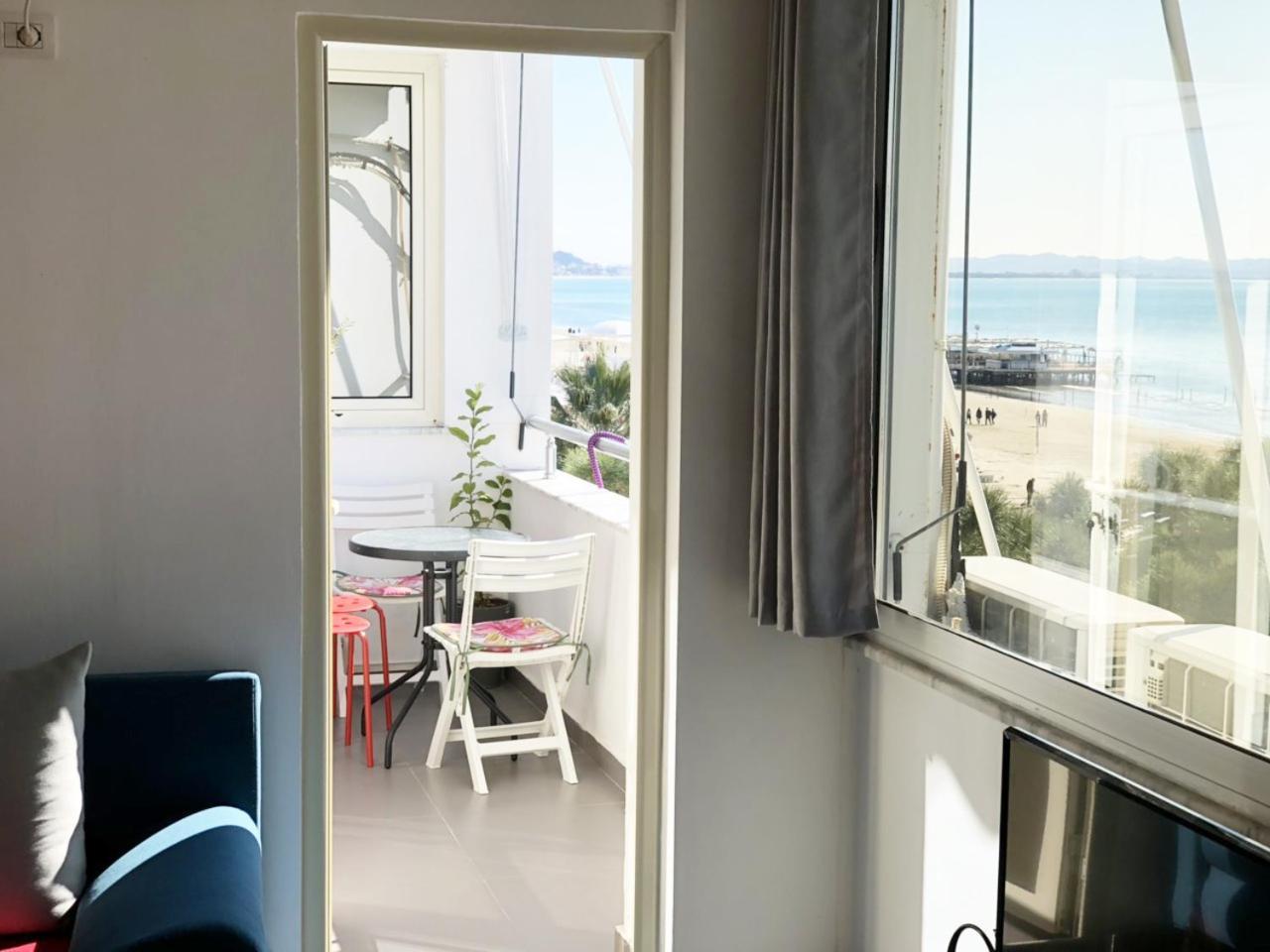 דורס Sea View Nik Apartment מראה חיצוני תמונה