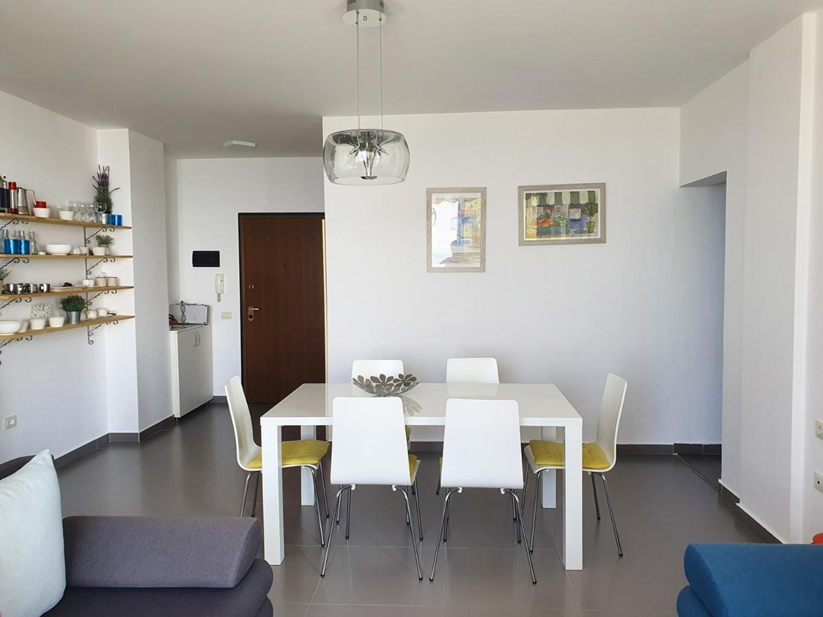 דורס Sea View Nik Apartment מראה חיצוני תמונה